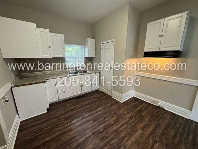 Building Photo - 1108 4th Ct W