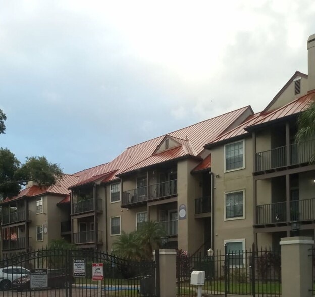 Primary Photo - Altamonte Springs 1/1 condo in Gated Commu...