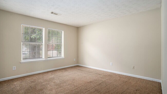 Building Photo - 1946 Marbut Forest Dr