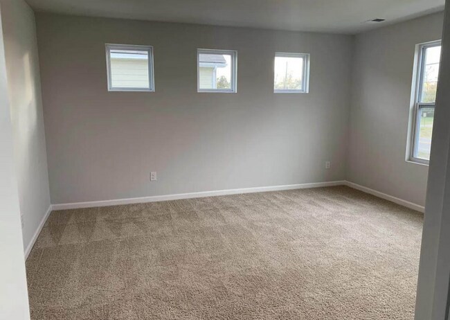 Building Photo - 1007 Pepper Stone Dr