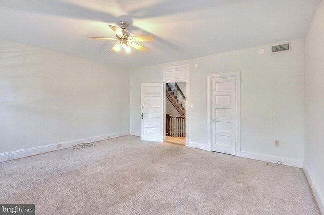 Building Photo - 1756 Park Rd NW