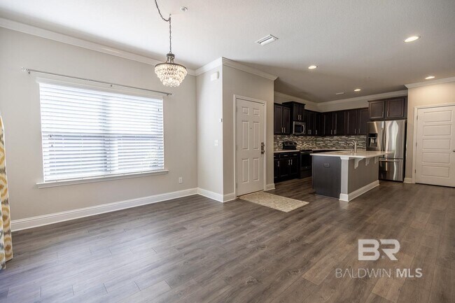 Building Photo - 6867 Spaniel Dr