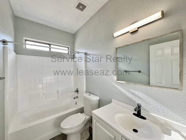 Building Photo - 13536 W Canyon Creek Dr