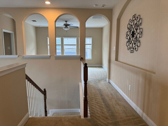 Building Photo - 517 Whittmen Ave