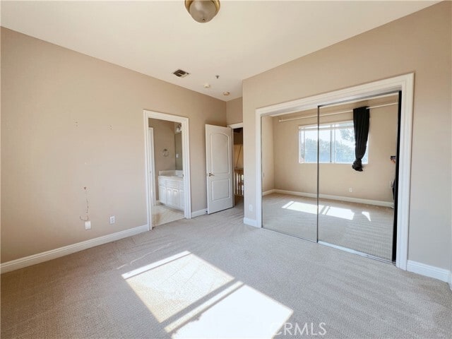 Building Photo - 339 E Floral Ave