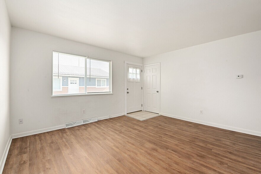 Building Photo - 4031 Goodell Ln