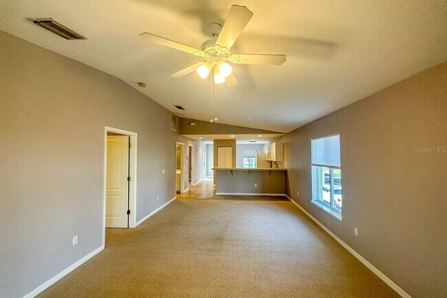 Building Photo - 8100 Memory Ln