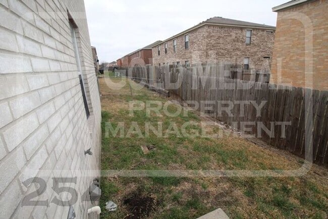 Building Photo - Spacious 3-Bedroom, 2-Bathroom Unit in Loma Vista- 3205 Hereford, Unit A, Killeen