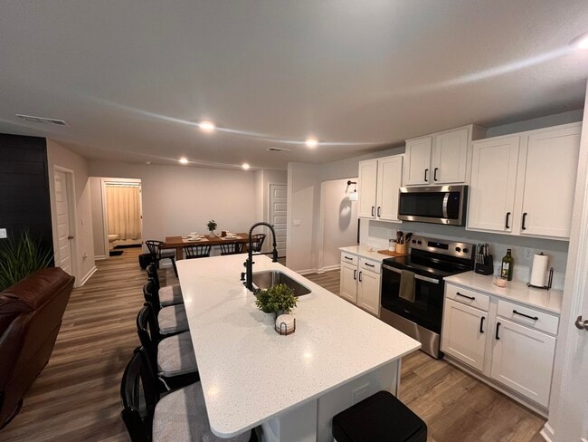Building Photo - 4616 Naval Ct