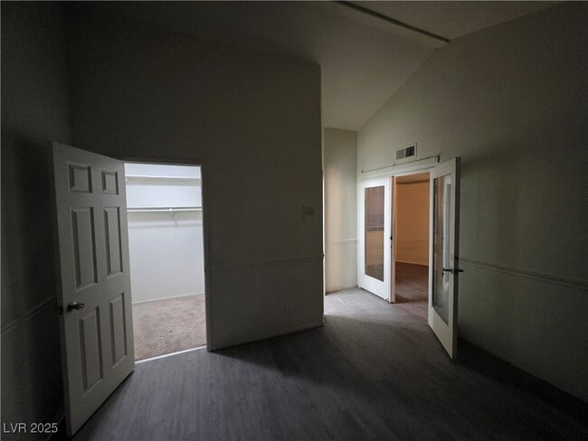 Building Photo - 6645 W Telegraph Rd