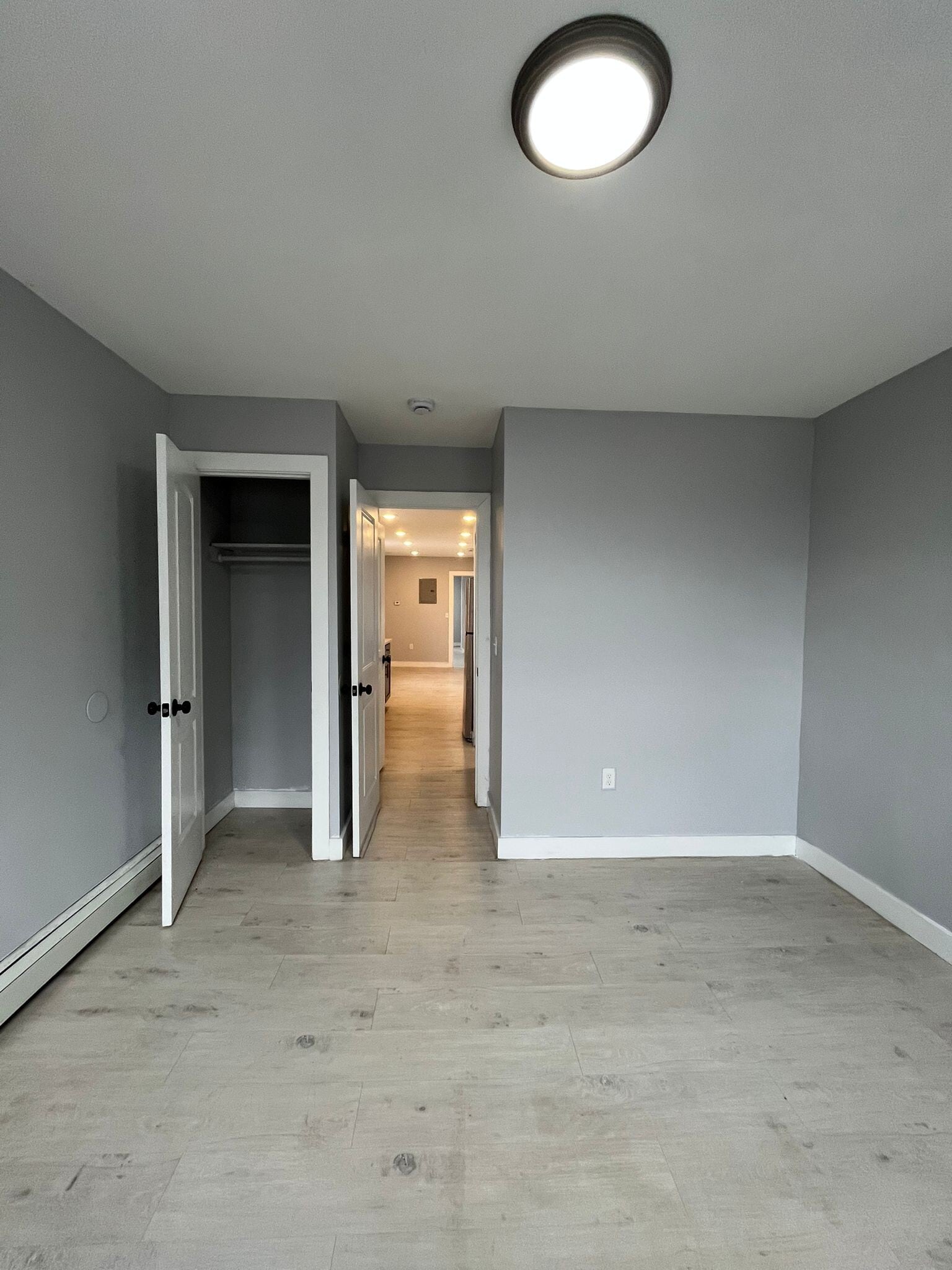 Building Photo - 212 Zabriskie St