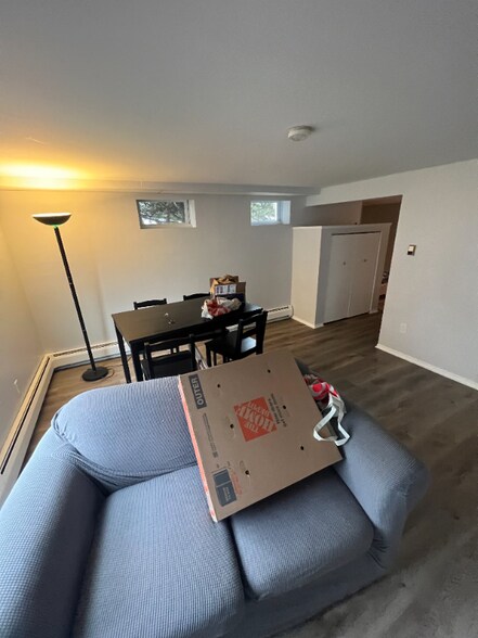 Building Photo - 179 Longview Ave