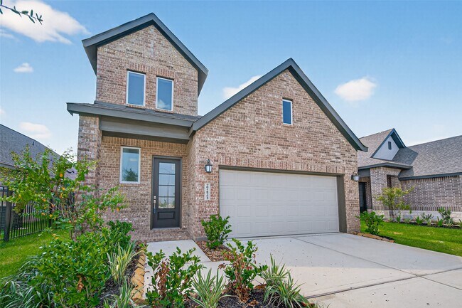Building Photo - 27423 Sunterra Village Dr
