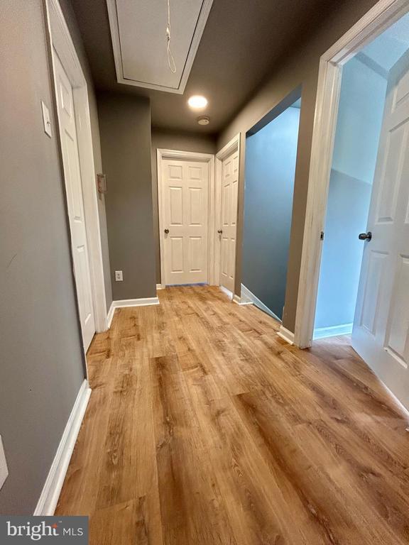 Building Photo - 5517 Schumacher Dr