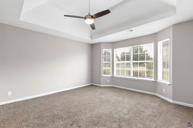 Building Photo - 308 Peach Blossom Rd