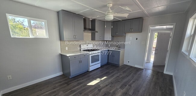 Building Photo - 5107 Hutchinson Rd