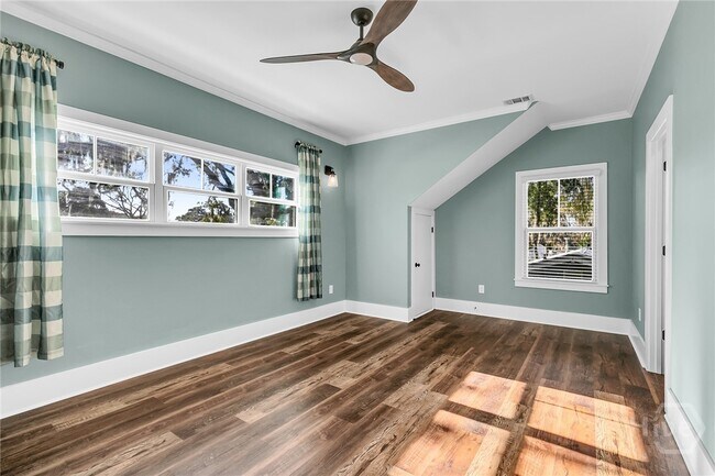 Building Photo - 3223 Bannon Ave