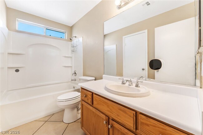 Building Photo - 350 S Durango Dr