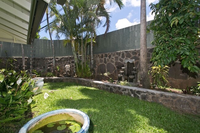 Building Photo - 44-012 Kaimalu Pl