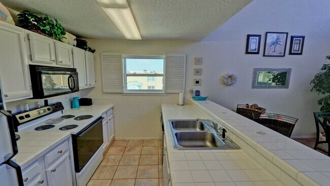 Building Photo - 129 E Morningside Dr