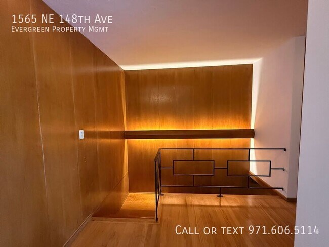 Building Photo - 1565 NE 148th Ave
