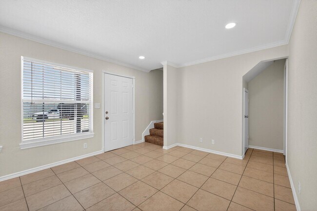 Building Photo - 1221 Cedar Post Ln