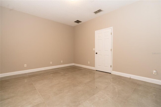Building Photo - 7825 Bear Claw Run