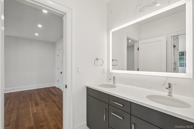 Building Photo - 15 High Point Terrace