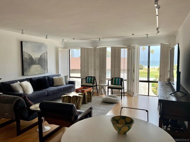 Building Photo - 8263 Camino Del Oro