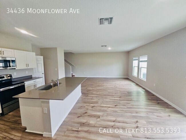 Building Photo - 34436 Moonflower Ave