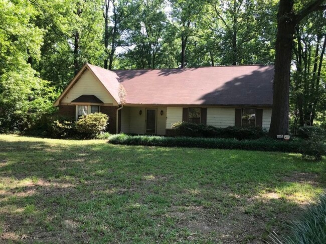 Primary Photo - 664 Harrow Cove