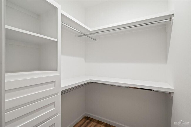 Building Photo - 32 San Andres