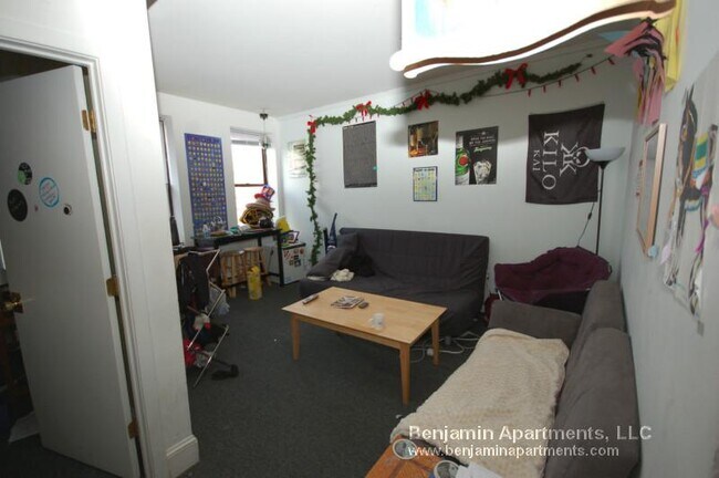 Building Photo - 774 Columbus Ave