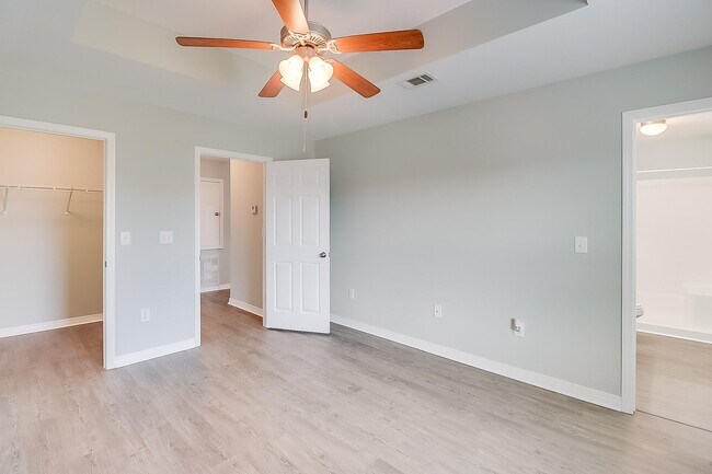 Building Photo - 13346 Willow Oak Cir