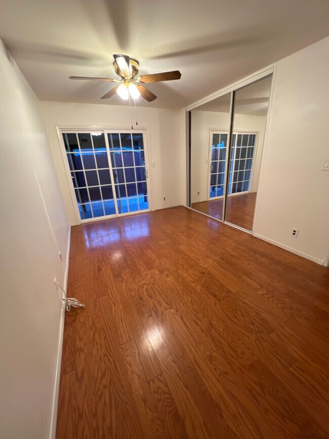 Building Photo - 4386 Chelford St