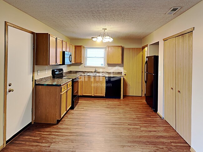 Building Photo - 7754 Jefferson Run