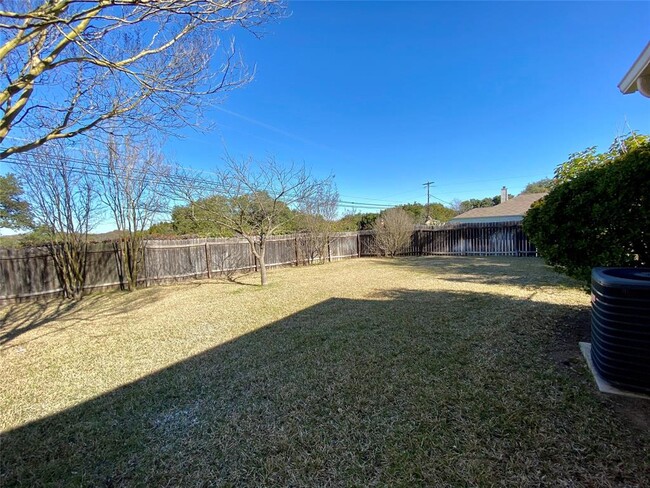 Building Photo - 5502 Longhorn Landing