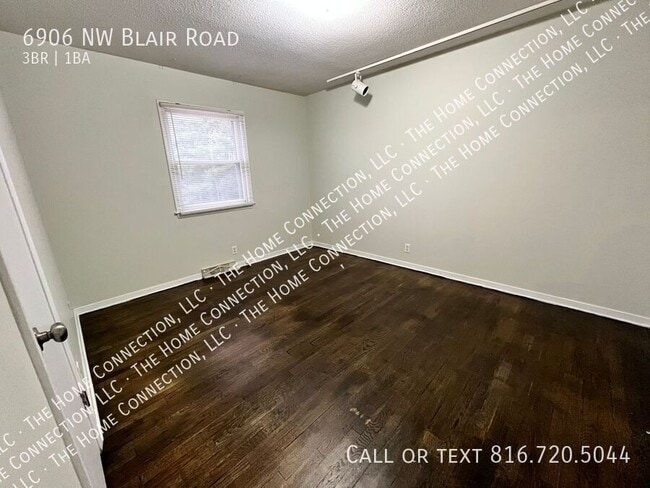 Building Photo - 6906 NW Blair Rd