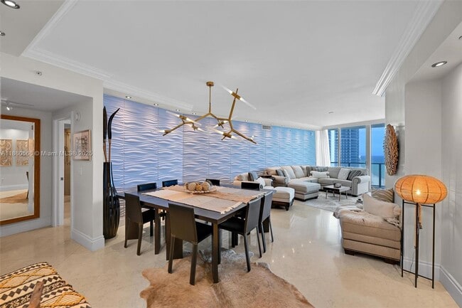 Building Photo - 3101 S Ocean Dr