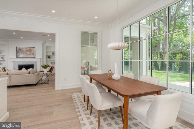 Building Photo - 4821 Rodman St NW