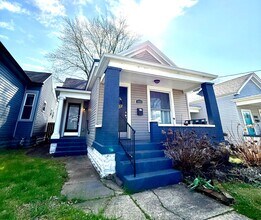 Building Photo - GERMANTOWN 2-BED 2-BATH FENCED YARD