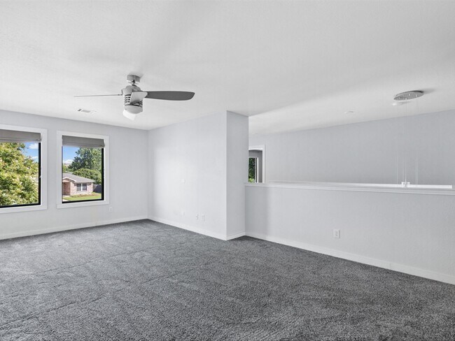 Building Photo - 5304 Los Altos Rd
