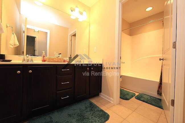 Building Photo - 2422 Memory Ridge Drive