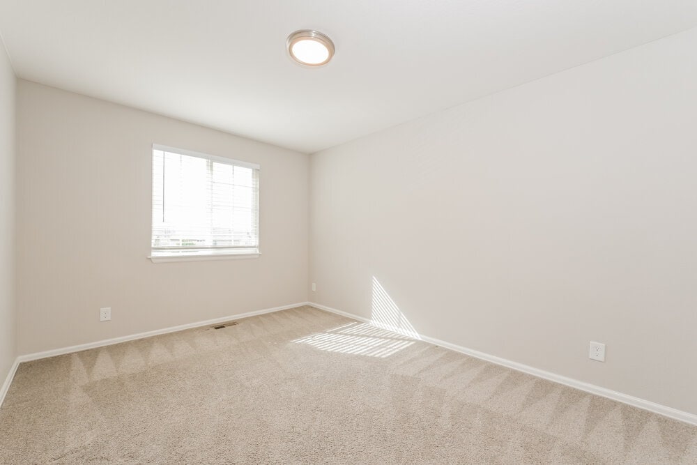 Building Photo - 647 Branding Iron Ln