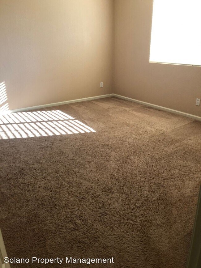 Building Photo - 4 br, 3 bath House - 1137 Potrero Cir