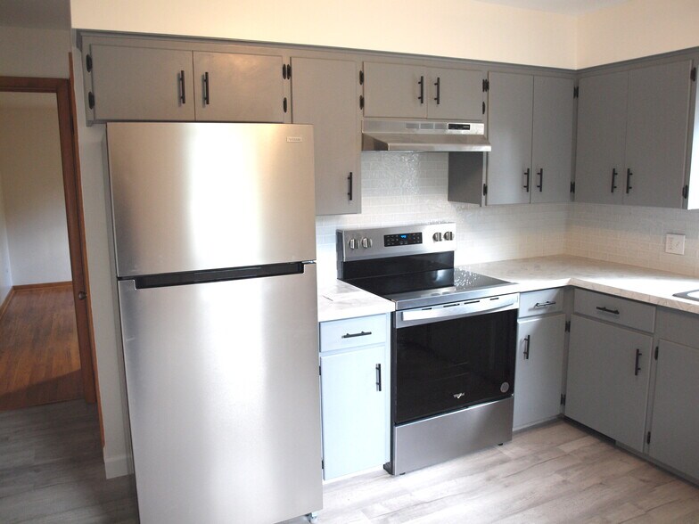 Building Photo - 3508 Becky Cir NW