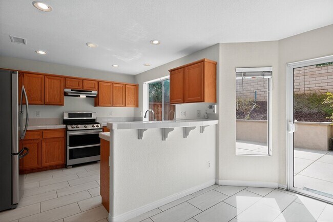 Building Photo - Beautiful 4-Bedroom Home