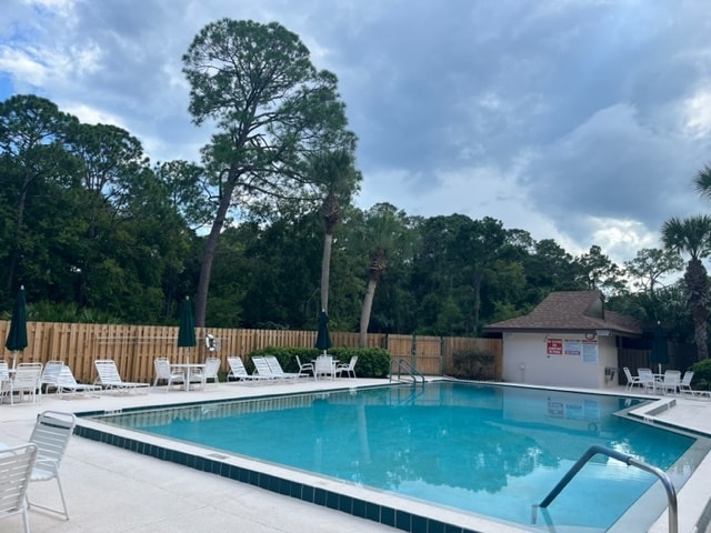 Pool - 43 Hembury Ln