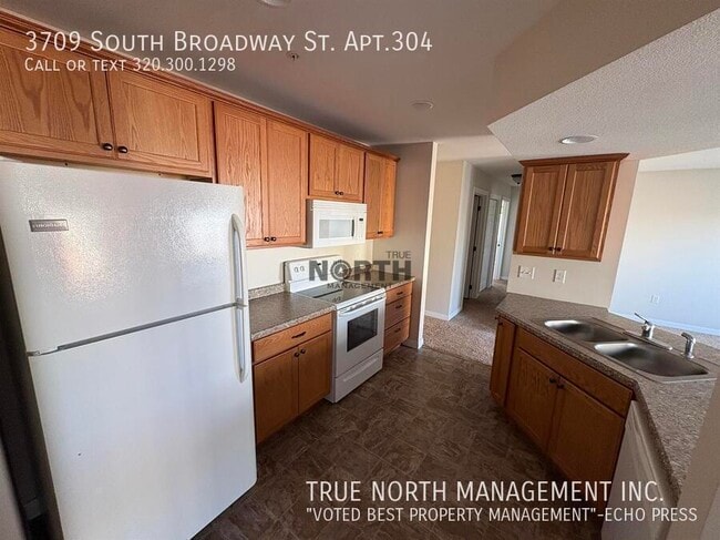 Building Photo - 3709 S Broadway St