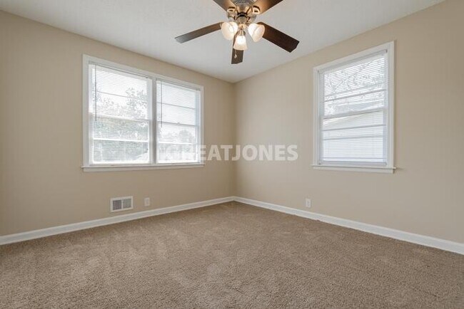 Building Photo - 7268 Fontana Dr